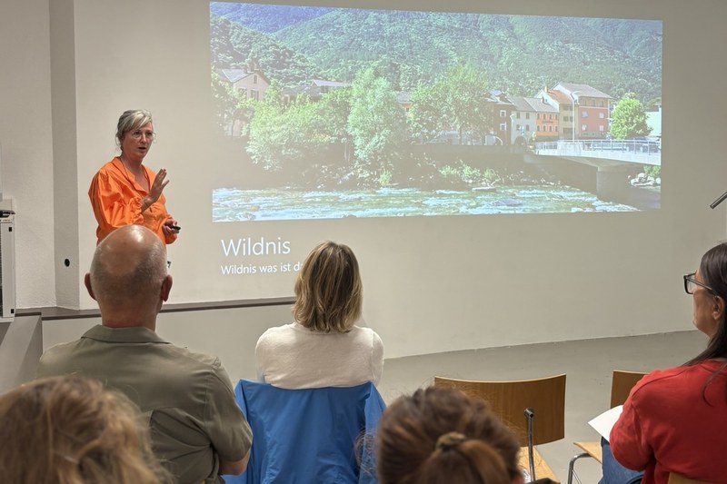 6 VortragWildnisKunstschule 1.JPEG