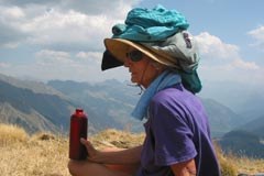 Barbara Ehringhaus: Ihr nunmehr 20 Jahre währender Einsatz für die Anerkennung des Mont Blanc als UNESCO Welterbe wurde durch zwei Umweltpreise der Stiftung Yves Rocher gewürdigt.