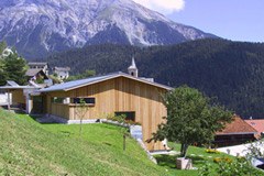 Come si vive oggi nelle Alpi? Una domanda che si pongono molte persone, a cui cerca di rispondere la mostra "Le Alpi come spazio da abitare". 