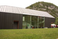 Il Museo Sloveno delle Alpi spalanca le porte per avvicinare i giovani al modo dell'alpinismo.