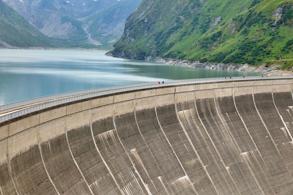 Sintesi delle politiche: Procedura di conformità straordinaria relativa alle misure di deregolamentazione volte ad accelerare la diffusione delle energie rinnovabili