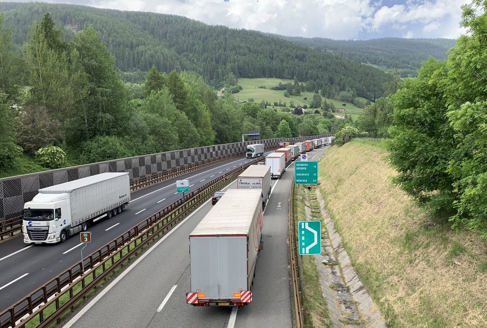 Ingorgo di camion sull'autostrada del Brennero © European Roads