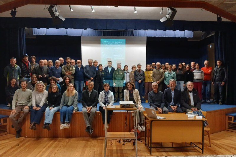 I partecipanti alla conferenza «Montagne che cambiano. Natura e parchi alla prova del clima» il 6 novembre a Domodossola/I. © Daniele Piazza