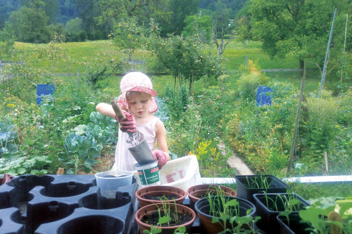 12-13_Sola Linde Kindle (c)Michaela Hogenboom_cmyk.jpg