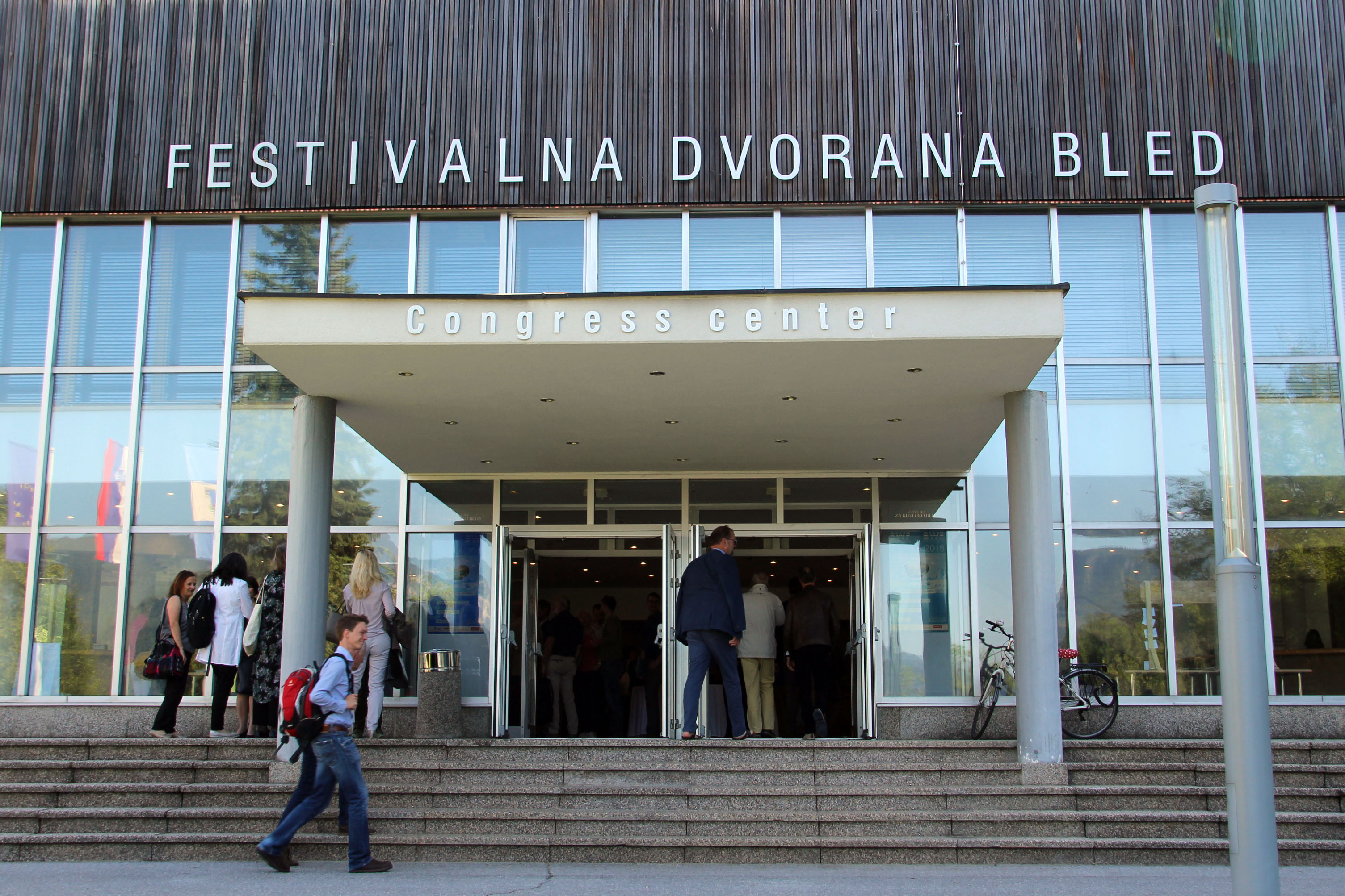 180525 Annual Conference_entrance of conference Hall Bled (c) CIPRA  (1)