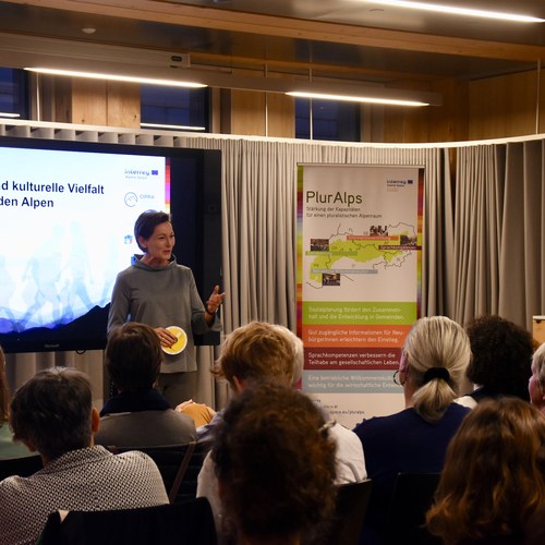 190925 SzA Vernissage(c)CarolineBegle   38