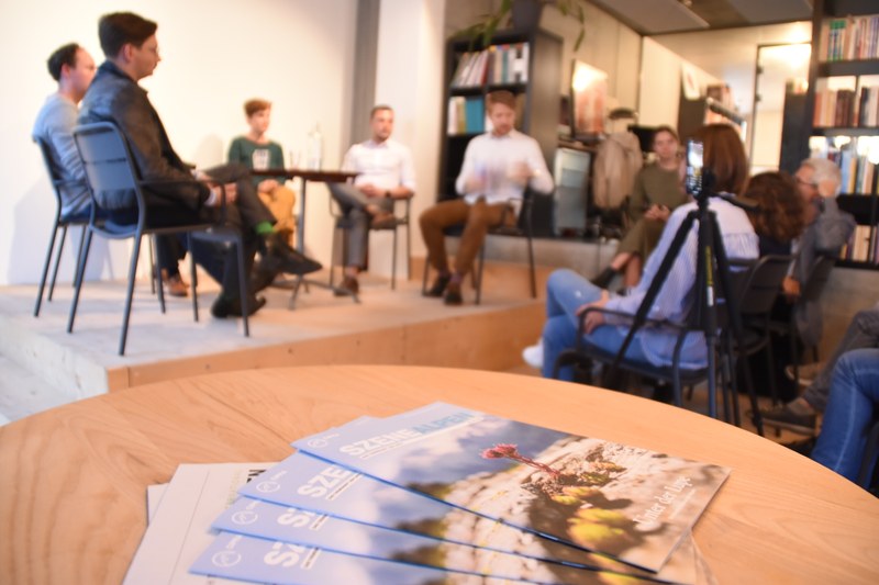 SzeneAlpen Prasentation_c Caroline Begle (3).JPG