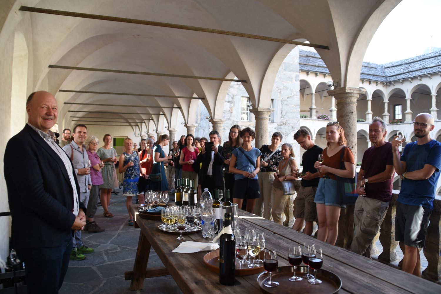 AlpWeek 2022 AperoStockalperschloss(c)CarolineBegle (6)