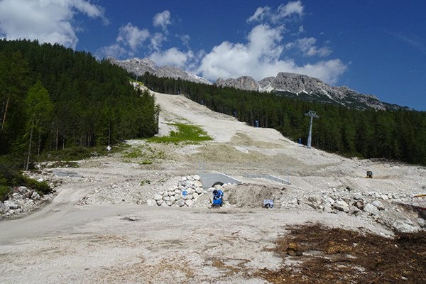 cortina-2026-baustelle-web-(c)-Mountain-Wilderness.jpg