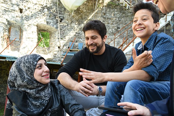 FamilieHelani(c)CarolineBegle (3).JPG