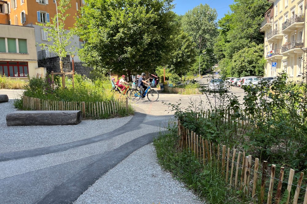 Flächen entsiegeln_web(c) Atelier OLGa_place du vallon Lausanne.JPG