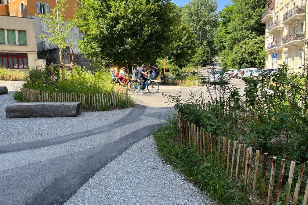 Flächen entsiegeln_web (c) Atelier OLGa_place du vallon Lausanne.JPG