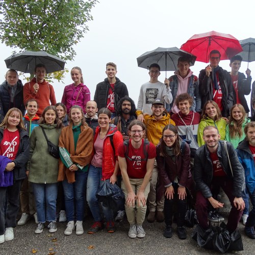 Gruppenfoto nach einer Stadtführung duch Bern bei bester Witterung (c) Carole Rageth