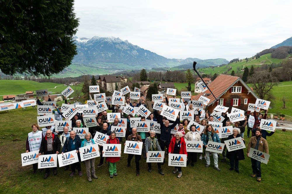 Klimaschutzgesetz Schweiz (c) Verein Klimaschutz Schweiz.jpg