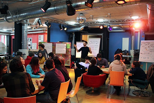 LOCAL_(c)Ana Plavcak_600x400.jpg