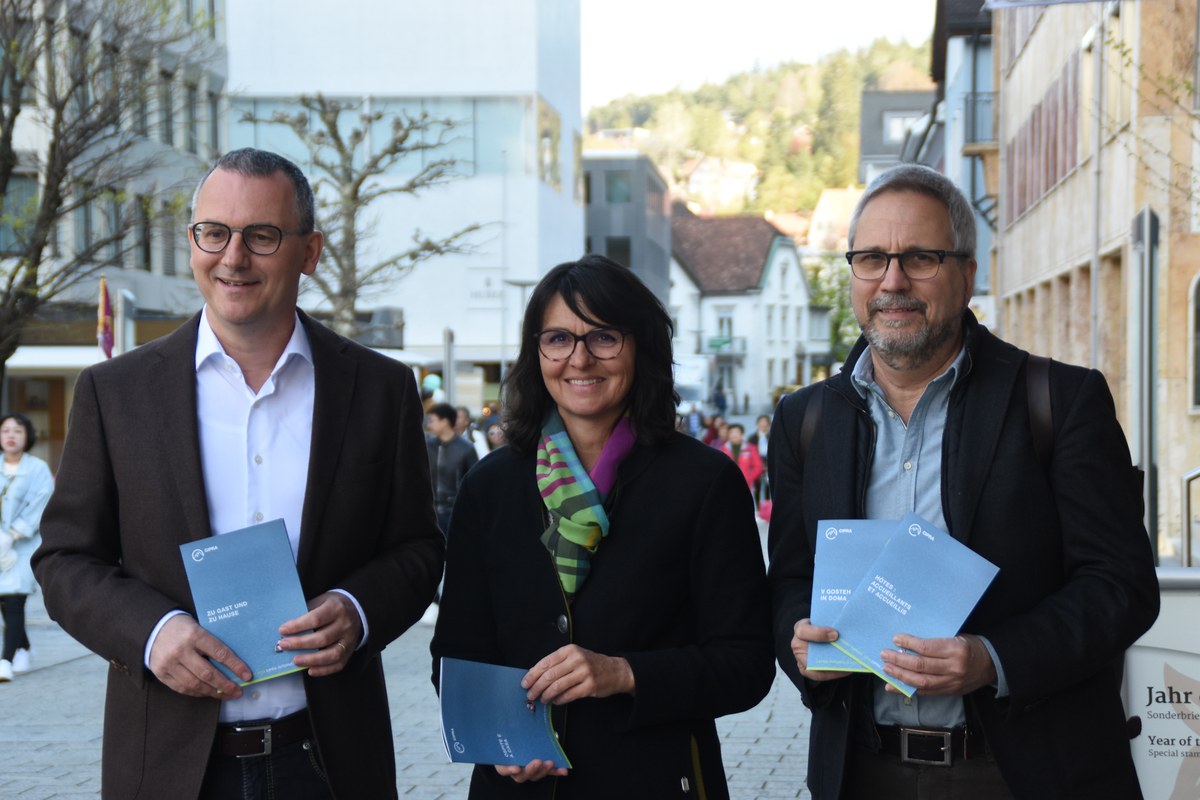 Medienkonferenz(c)CarolineBegle_CIPRA (2).JPG