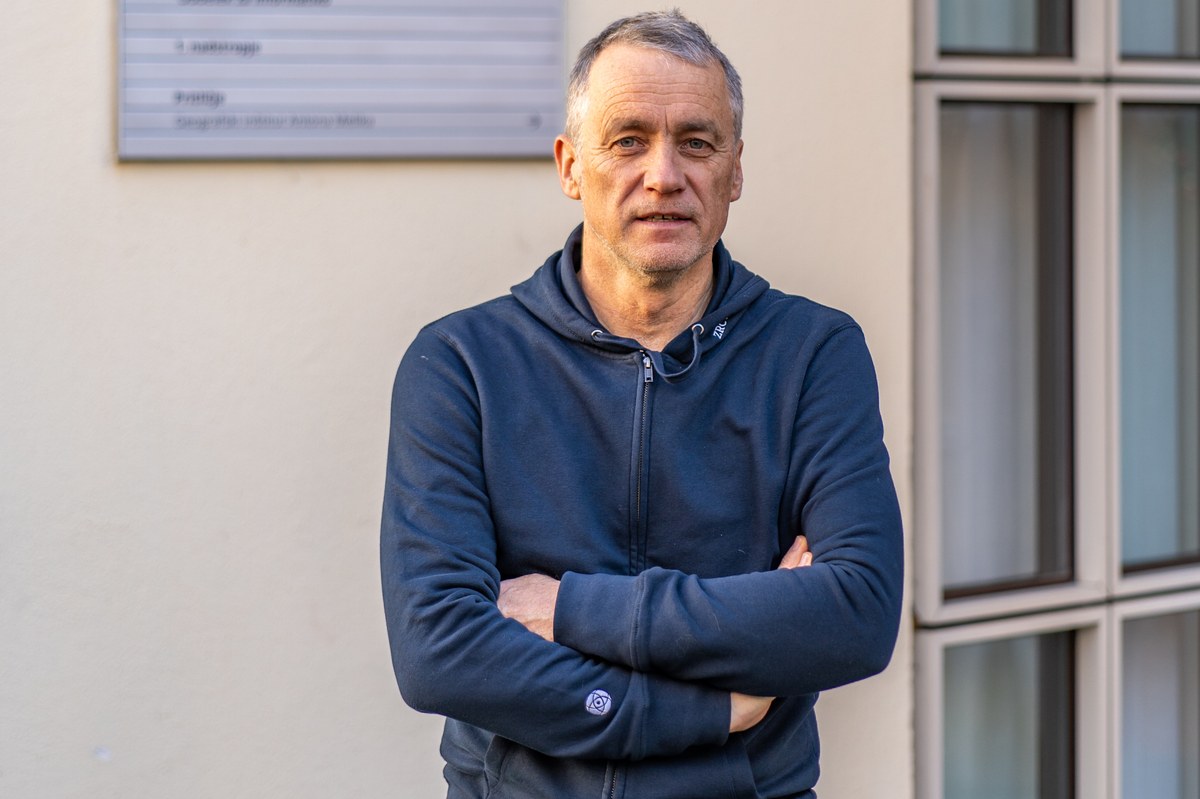 Miha Pavsek - web (c) Samo Kham.jpg