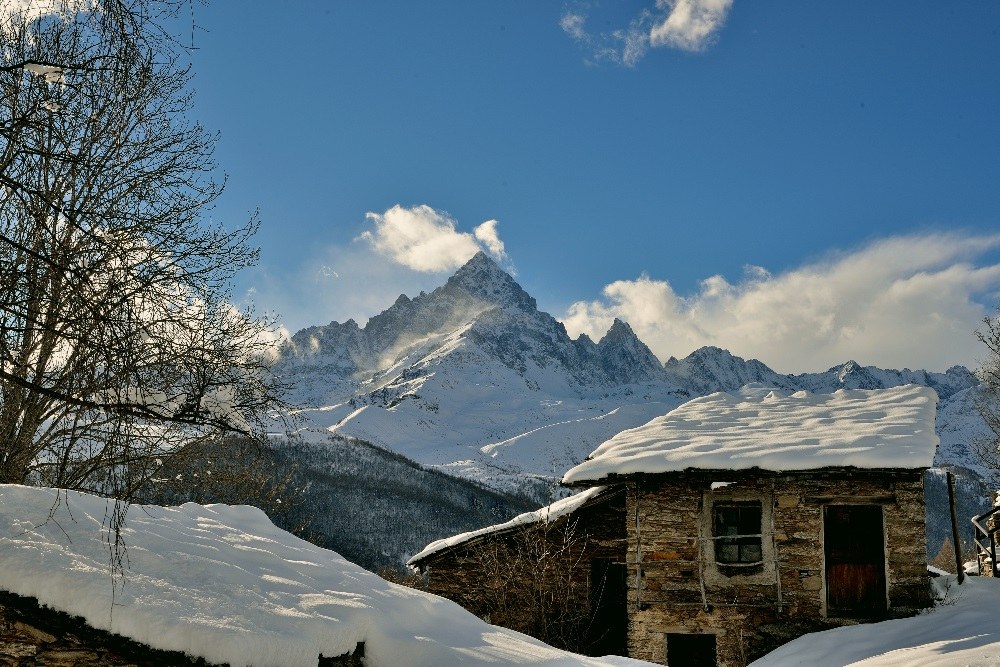 Ostana_Monviso_c Remo Costantini, wiki commons.jpg