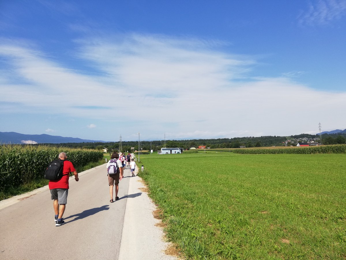 @Podeželje je dobro povezano z avtobusi. ©Špela Berlot.jpg