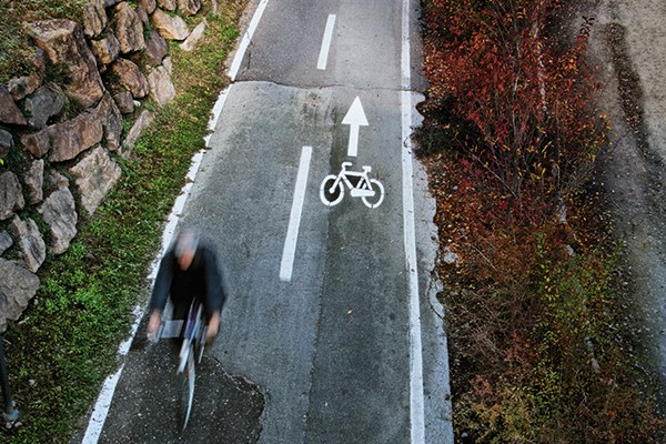 RadfahrerBozen(c)HeinzHeiss_Zeitenspiegel.jpg