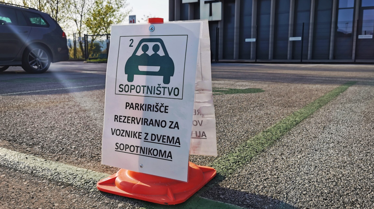 Spletka naslovka pri novicah.png