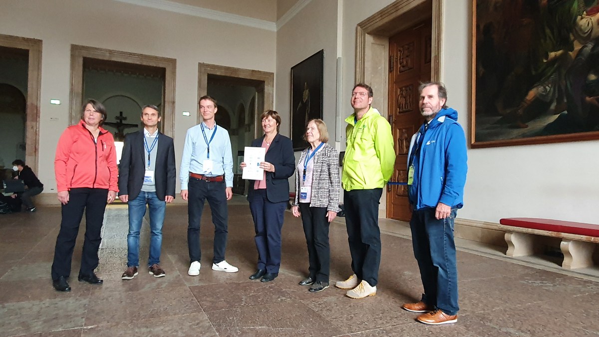 Übergabe Petition Copyright DAV.jpg