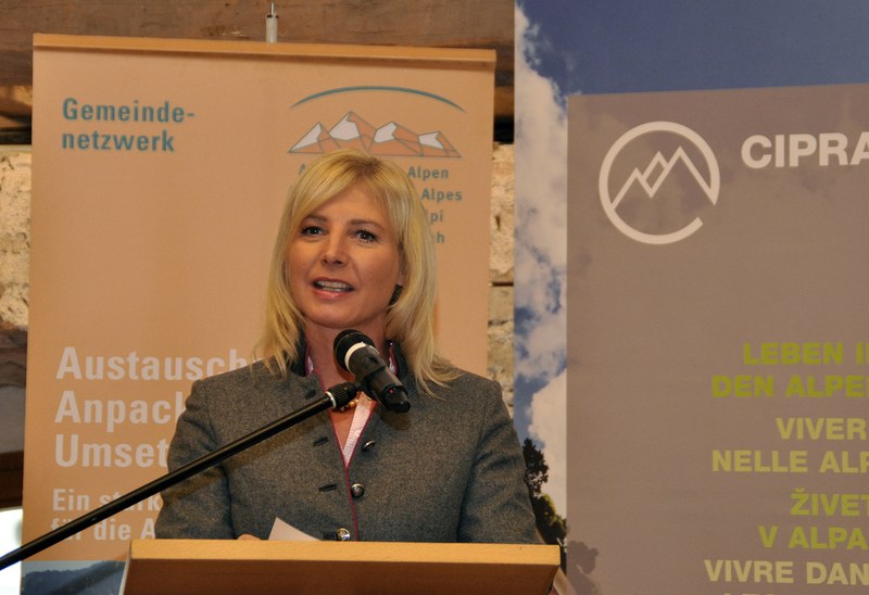 Ulrike Scharf, Bayerische Staatsministerin für Umwelt und Verbraucherschutz (c) CIPRA