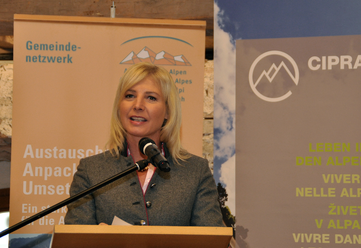 Ulrike Scharf, Bayerische Staatsministerin für Umwelt und Verbraucherschutz (c) CIPRA