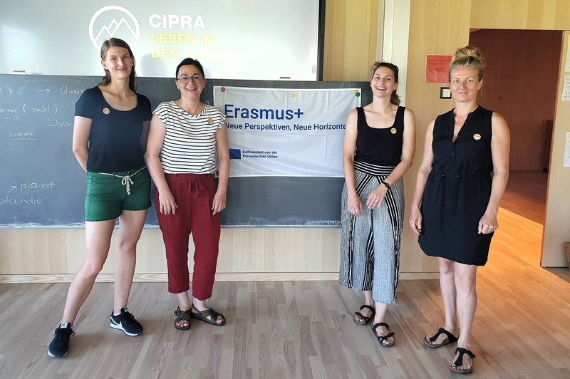 Alpe jutrišnjega dne: dijaki_nje gimnazije Vaduz/LI, julija na delavnici razpravljajo o prihodnosti. © CIPRA