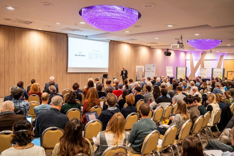 © Marie Schrentewein