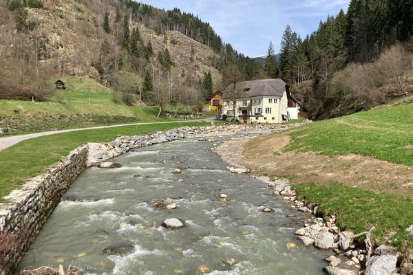 Povezovanje protipoplavne zaščite in rešitev, ki temeljijo na naravi