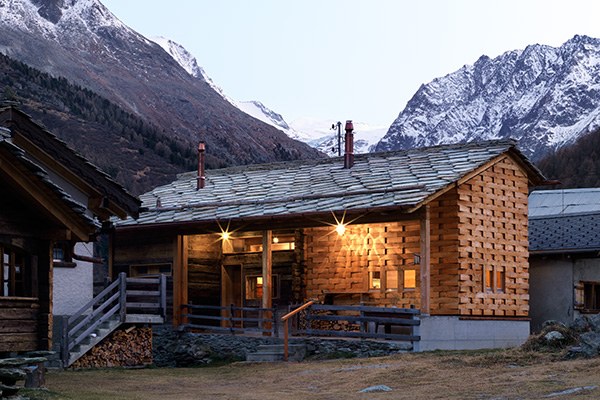 Čutno in racionalno – natečaj Constructive Alps je namenjen iskanju estetsko najbolj dovršenih in podnebju najprijaznejših stavb na območju Alp. © L. Henriod